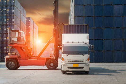 THE TRUCK PARTS INDUSTRY - RUIEN TRAFFIC